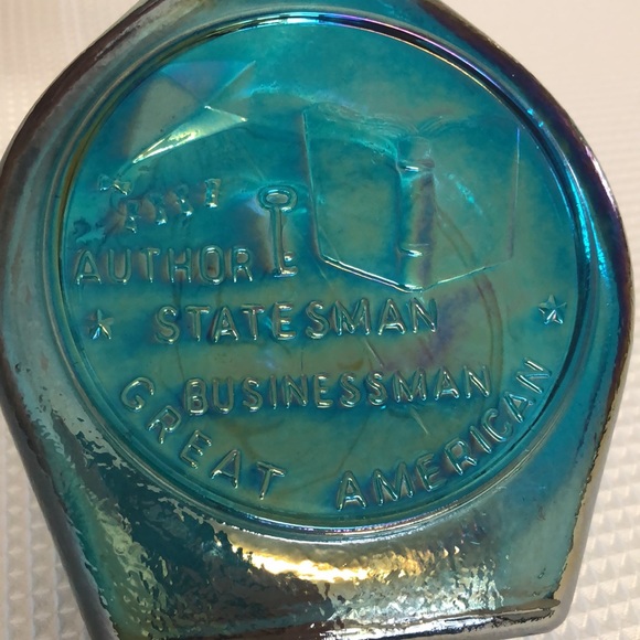 WHEATON BENJAMIN FRANKLIN GREAT AMERICAN SERIES BLUE GLASS DECANTER IRIDESCENT - Picture 7 of 14